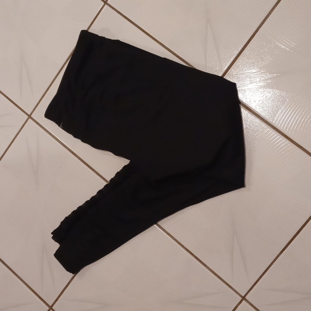 4/$60 ACX Active Black Leggings With Mesh & "Ribbon" Detail On Legs - Size XL
